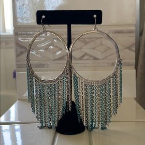 NWOT Chandelier Earring